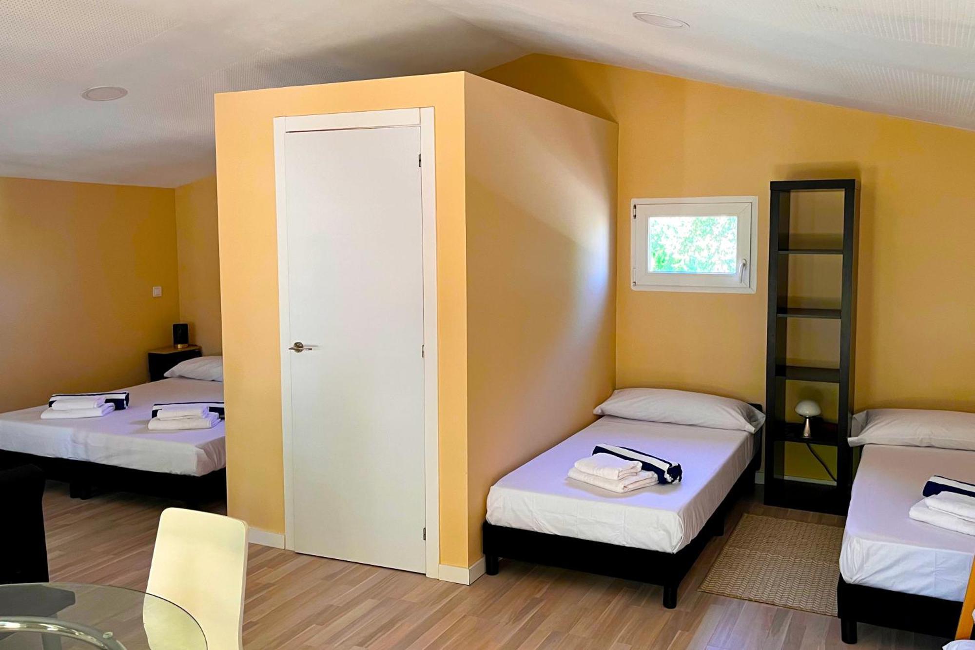 Fee4Me Cabin With Pool And Garden San Martín de la Vega Eksteriør billede